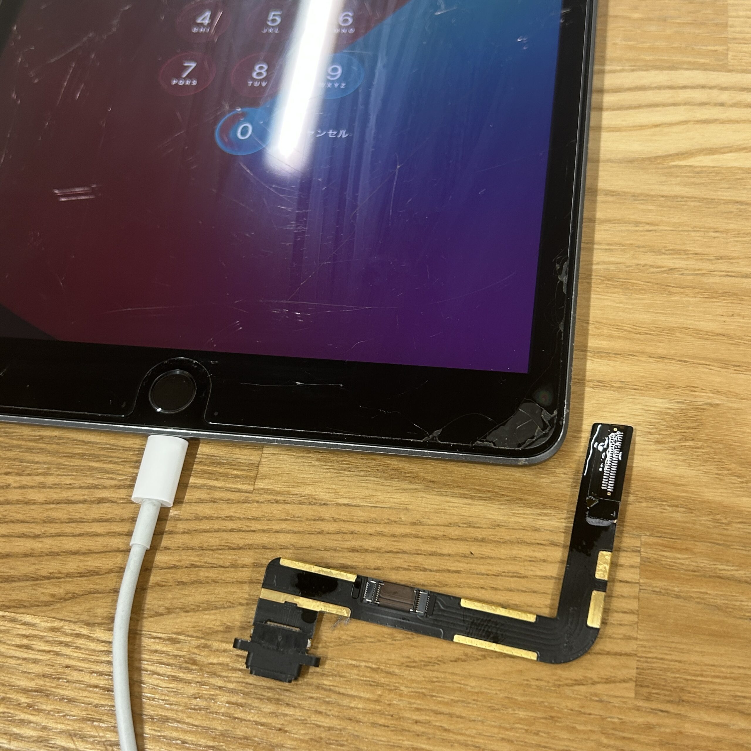 iPad 9 充電口修理