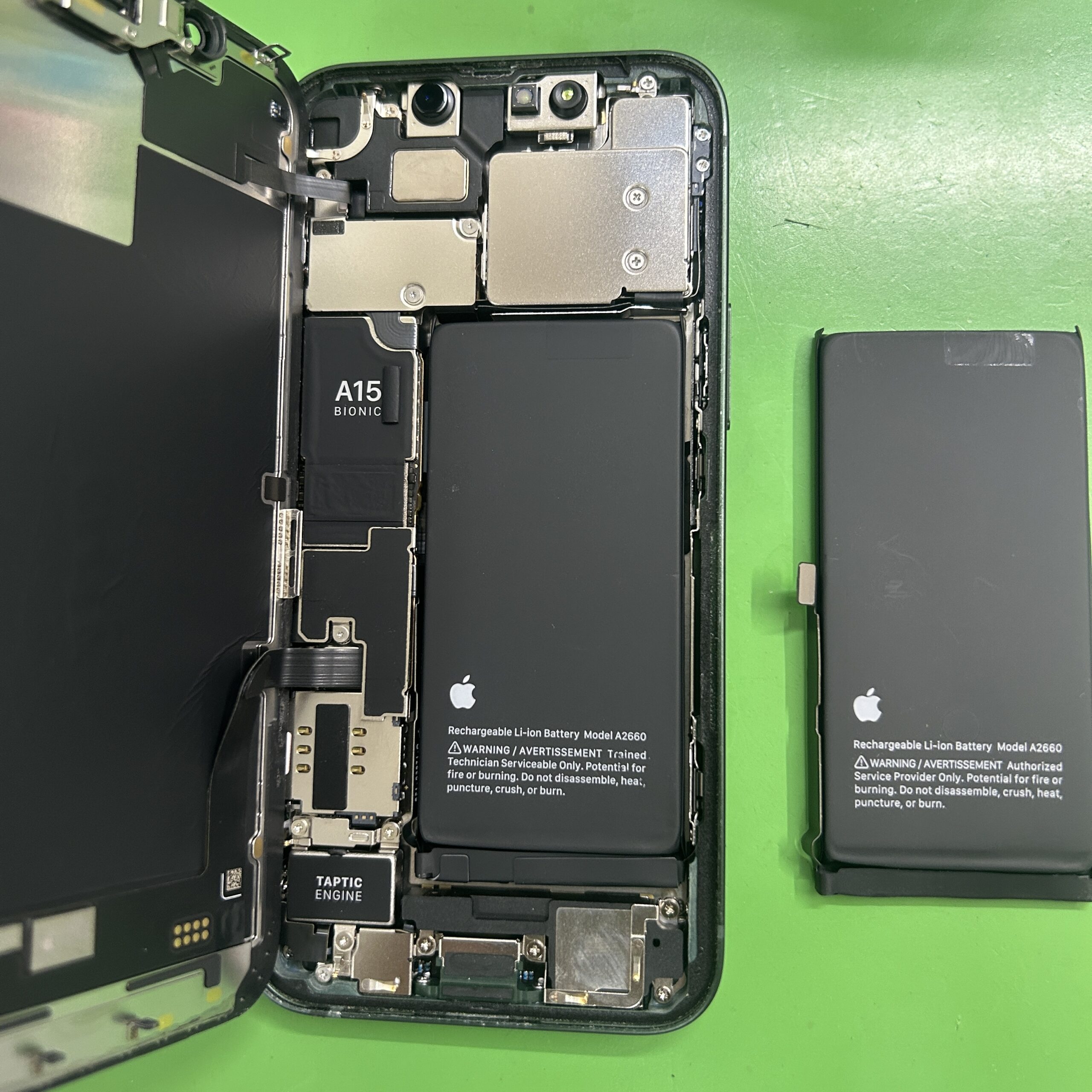 iPhone iPhone 13mini Apple純正バッテリー交換