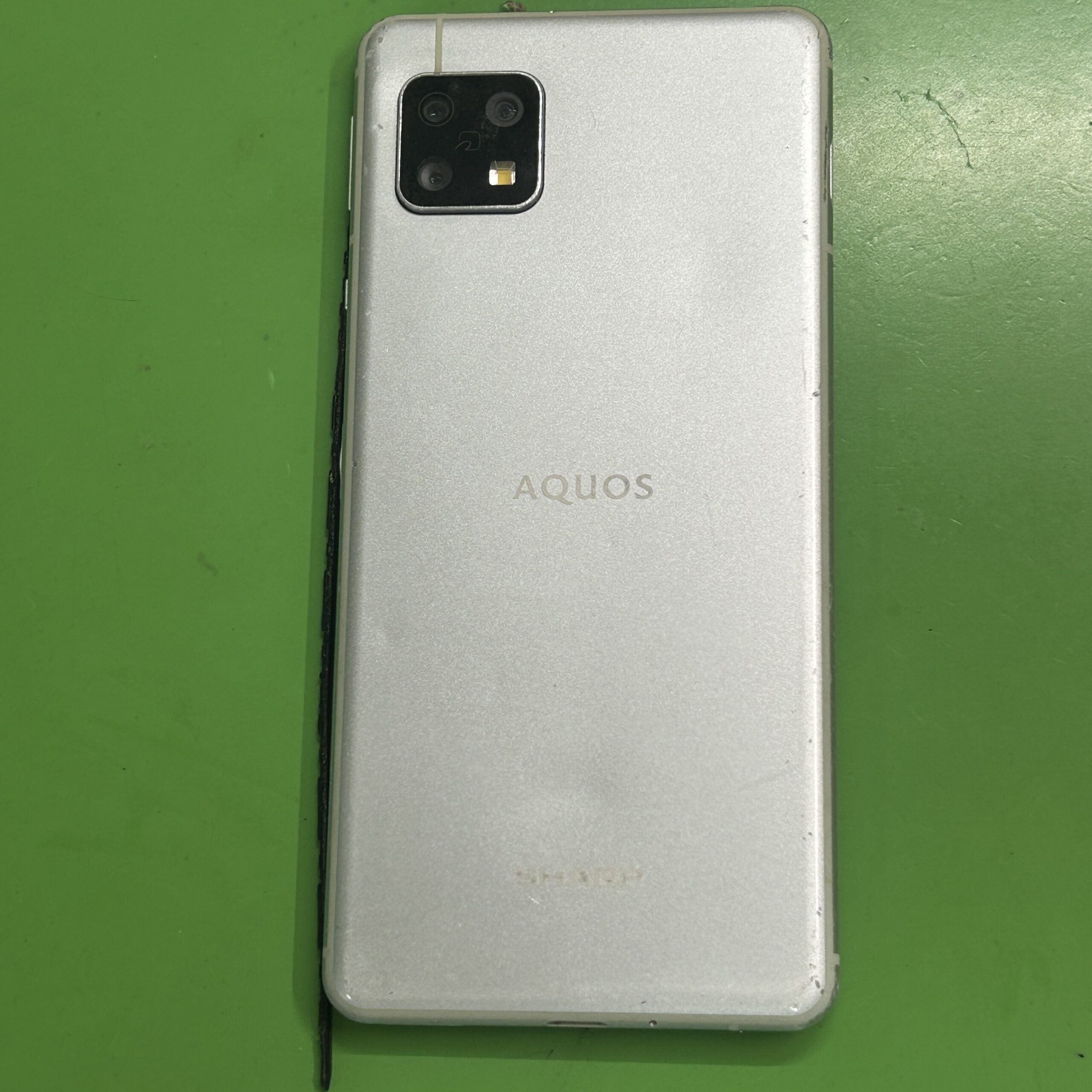 Android AQUOS Sense5G フロントパネル交換