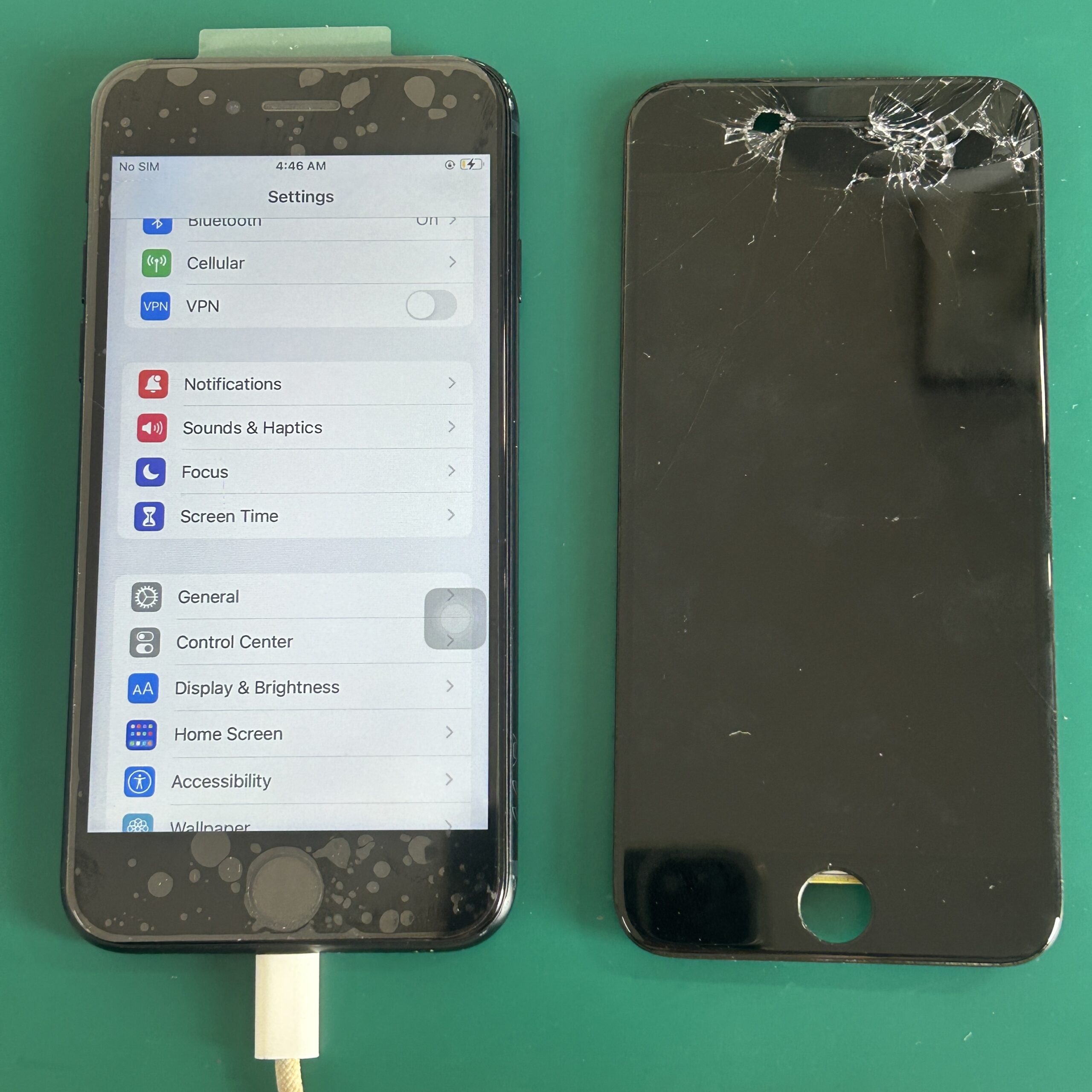 iPhone SE3 フロントパネル交換