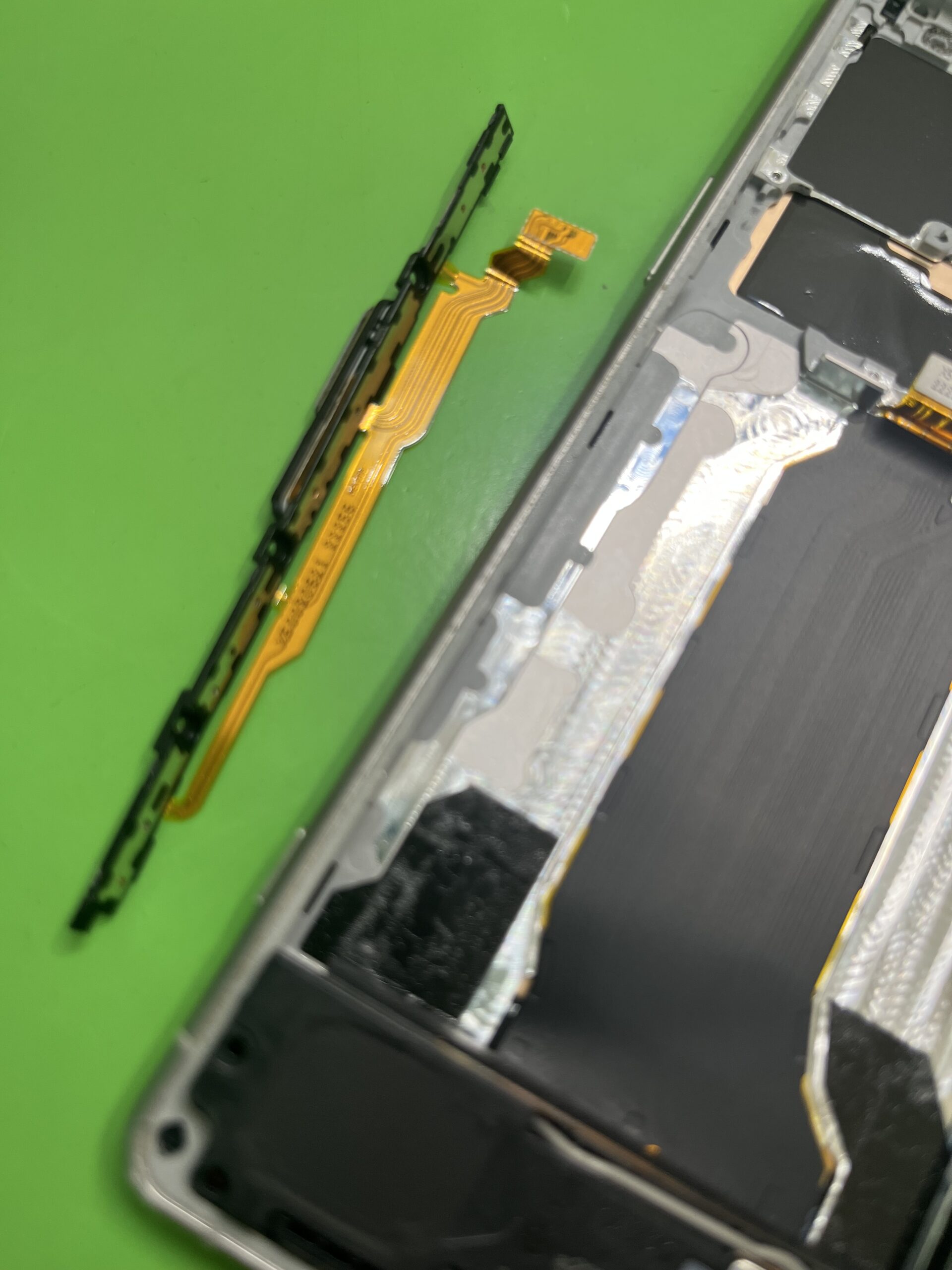 Android Xperia5Ⅲ 電源ボタン修理