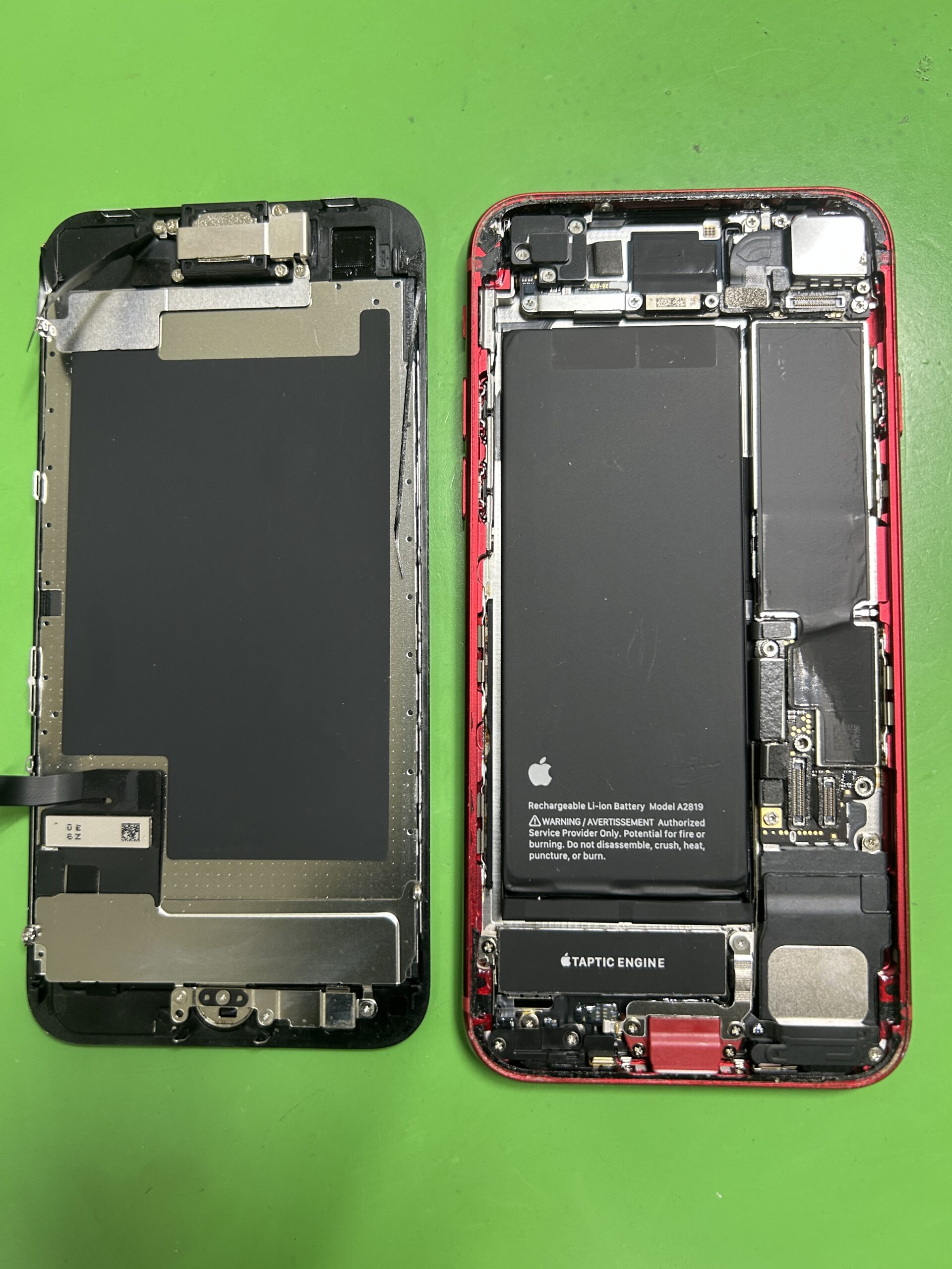 iPhone SE3 フロントパネル交換